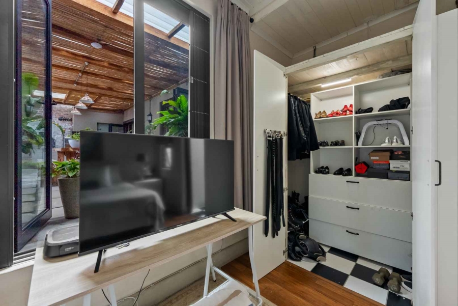 3 Bedroom Property for Sale in Gardens Western Cape